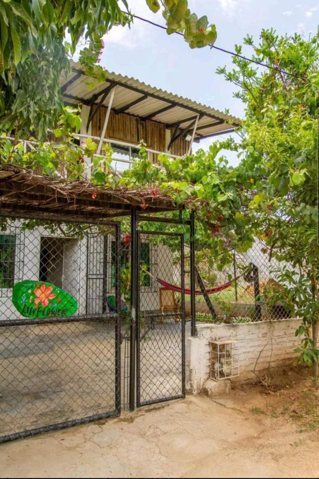 Casa Lily Flower Playa Dormida Buitenkant foto